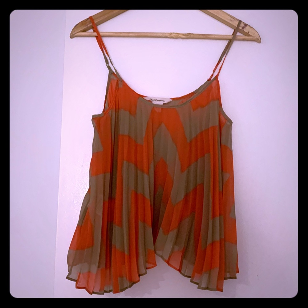 BCBG top